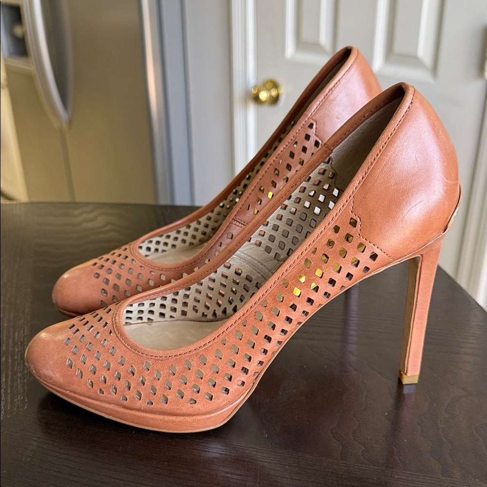 MICHAEL Michael Kors Florentine Laser-cut Leather Pumps In Brown and Tan - Picture 3 of 16